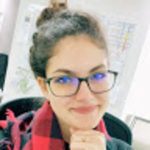 Meet your Posher, Caitlin